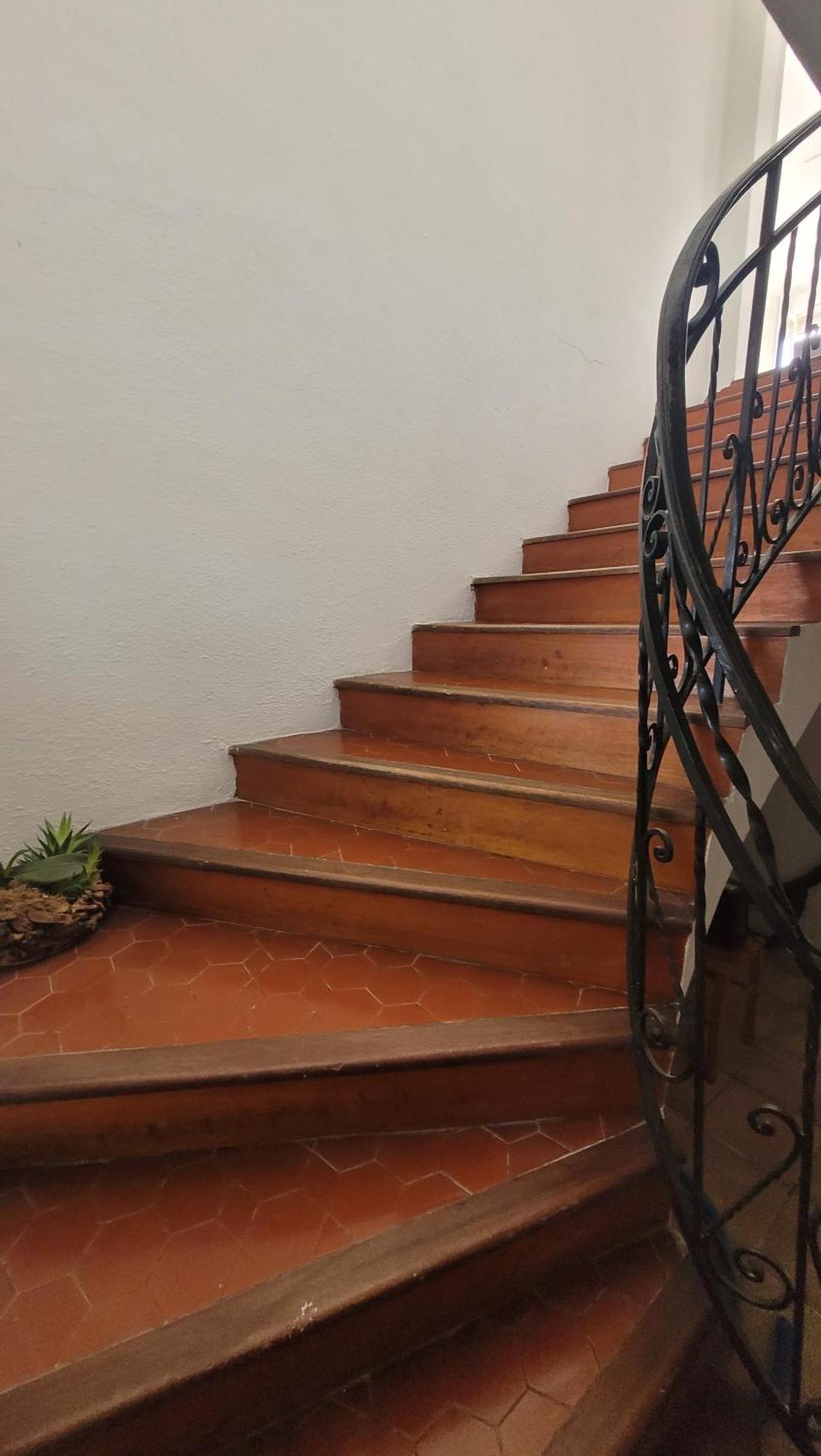 Bel T5 Neuf Avec 4 Appartement *